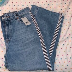 Modern Crop Jeans